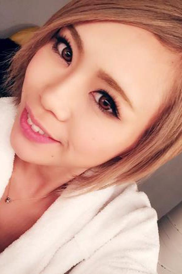 在线抢先版首播-亚洲日韩看片无码超清-无套中出丰满人妻无码-4320P欧美在线观看