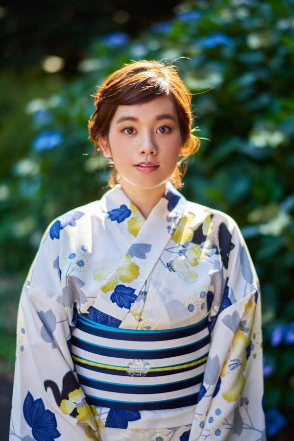 国产成人精品综合久久久免费观看-亚洲国产另类999懂色AV-Quad HD高清完整视频