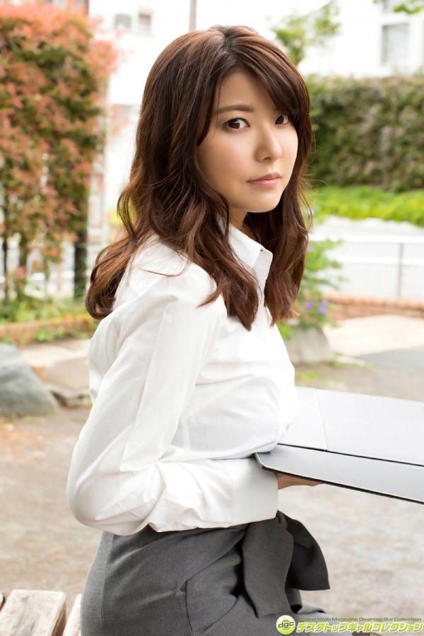 一女三黑人玩4P惨叫-1440P老版国语字幕