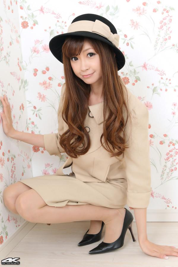 青青草久热精品视频在线观看-1080P中英字幕1080