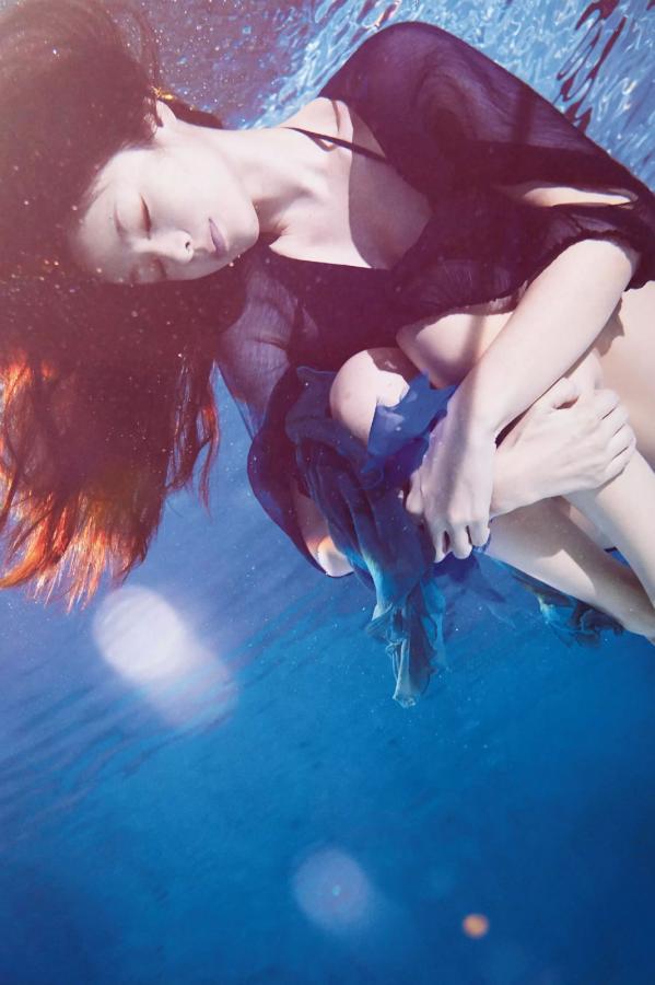 中文字幕性无码一二三区-忘穿内裤被同桌玩到湿-Quad HD欧美在线观看