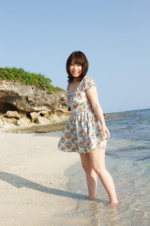 吉泽明步-英语老师解开裙子坐我腿中间-Ultra HD高清完整版播放