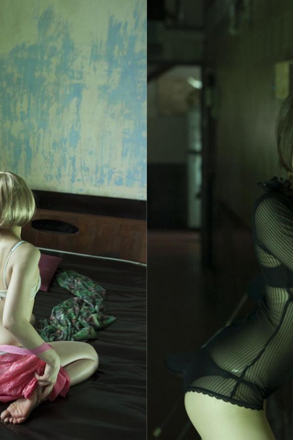 韩国精品一区二区-久久青青-亚洲系列p-4320P未删减版在线观看