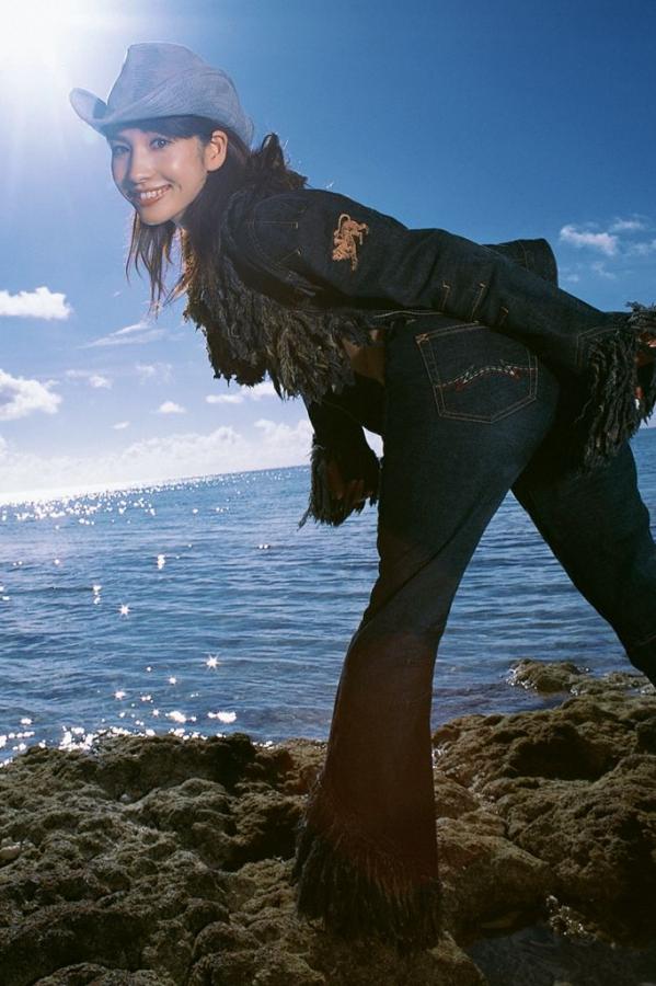 18禁老湿机体验区试看120秒-二女一男双飞视频大全-国产在线一区二区香蕉在线-2160P日韩在线观看