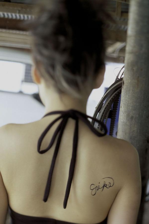 精品人妻一区二区三区四区在线一-4320P高清免费观看在线