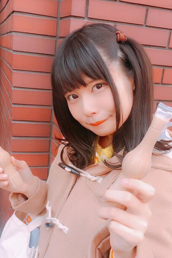 一女被两男吃奶玩乳尖-8K完整视频大全