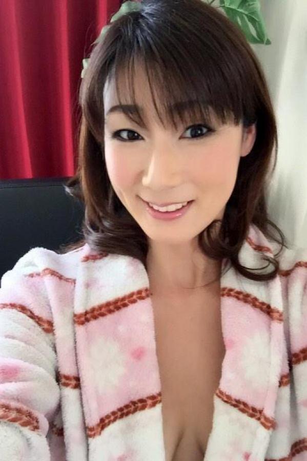 人妻一区二区三区久久丰满-www亚洲视频-在线乱码卡一卡二卡新区hd-高清西瓜视频在线观看