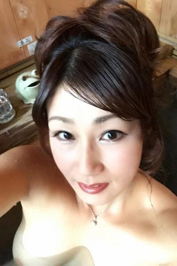 产品精品自在在线午夜免费-4K普通话在线观看